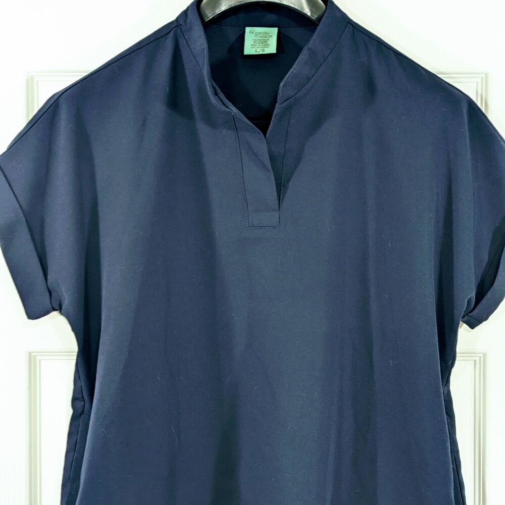 Garde Malade Navy Blue Scrub Top - Mandarine Collar - Picture 3 of 10